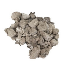 Известь негашеная (35 кг/мешок) комовая (цвет серый в сухом состоянии)